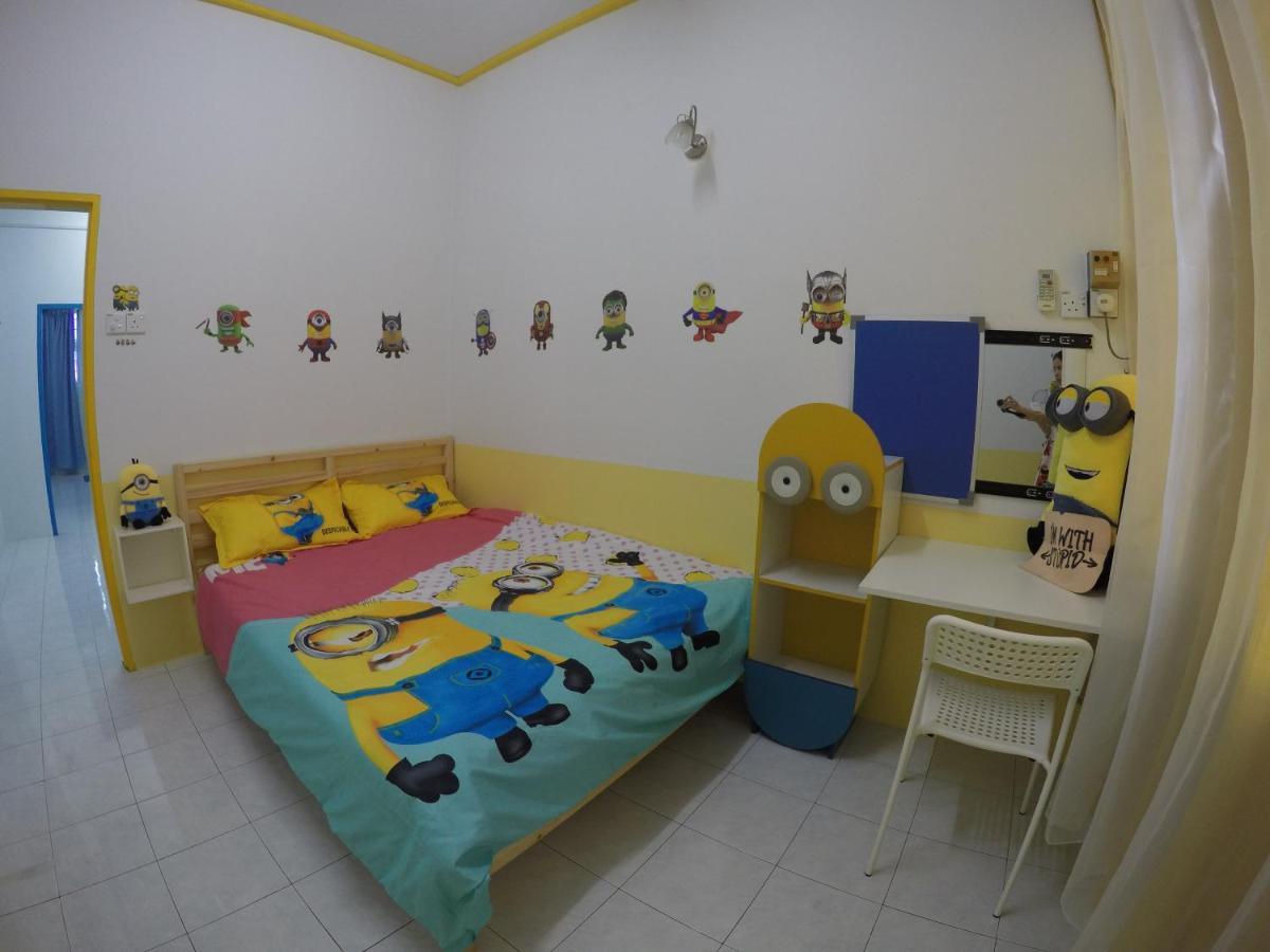 Little Blue House Kemaman Guesthouse Chukai Εξωτερικό φωτογραφία